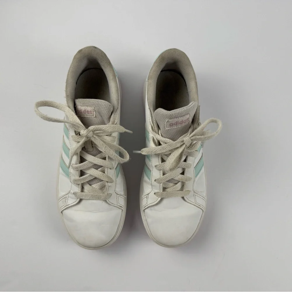 Adidas Grand court 2.0 in cloud white,jade,pink size 5